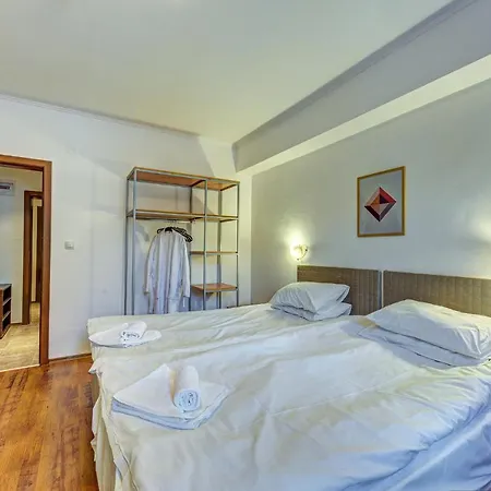 Hotel apartamentowy Complex Silver Hills