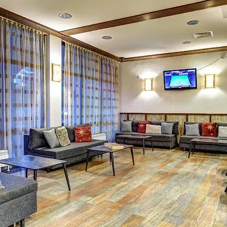 Silver Hills Free Parking 3* סמוליאן
