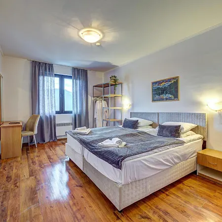 Ξενοδοχείο με διαμερίσματα Complex Silver Hills