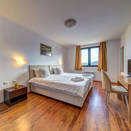 Hotel apartamentowy Complex Silver Hills Smolan