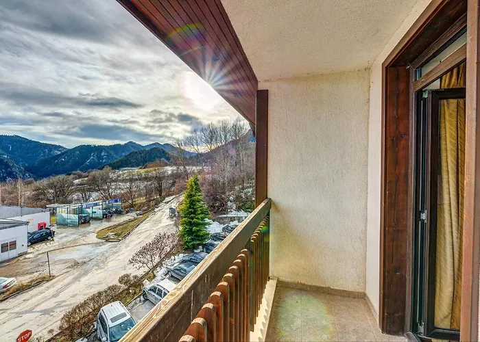 Aparthotel Complex Silver Hills 3*