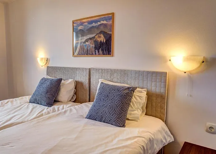 Aparthotel Complex Silver Hills 3*