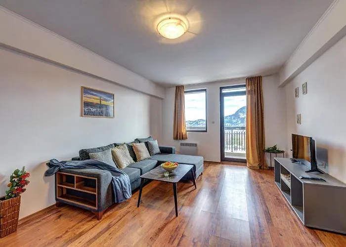 Complex Silver Hills Smoljan