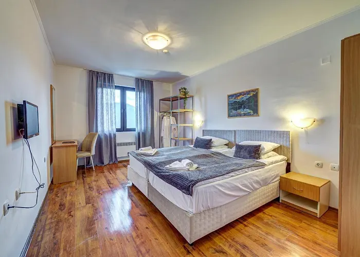 Complex Silver Hills Smolyan