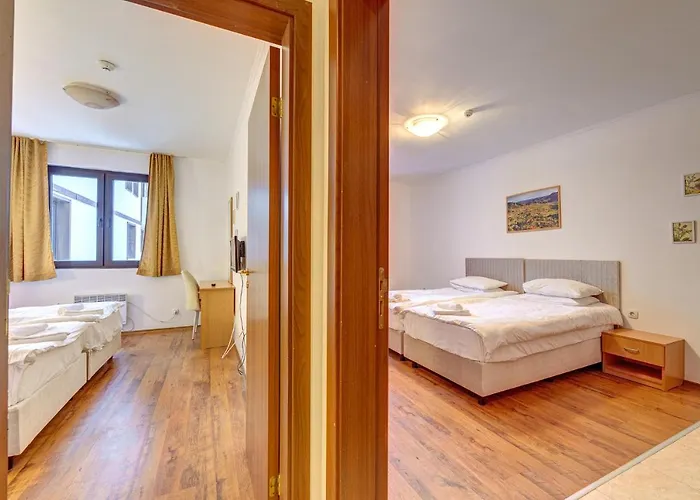 Aparthotel Complex Silver Hills 3*